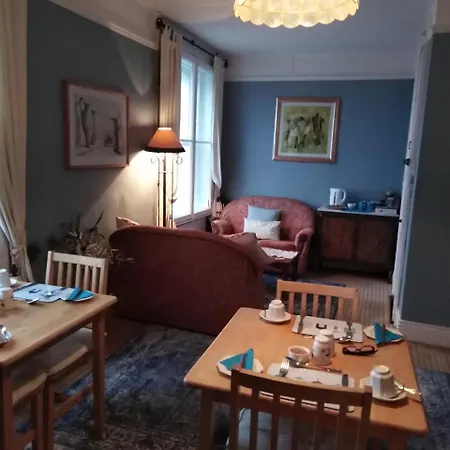 B&B Tir Na Nog 던모어 이스트